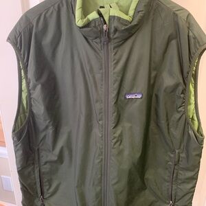 Patagonia Men's Olive Green Vest